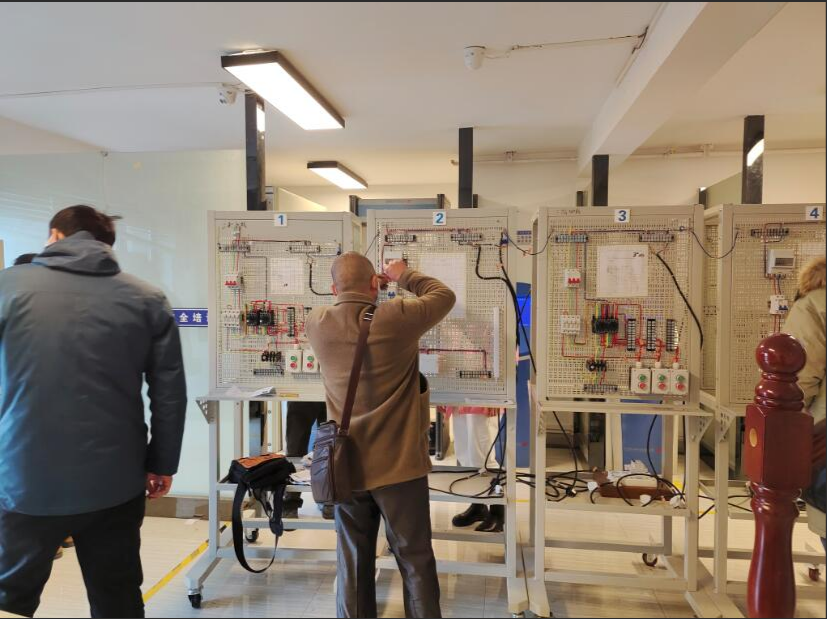 4a99a4a9b7c185f1adef137a9b284de.png 4a99a4a9b7c185f1adef137a9b284de.png